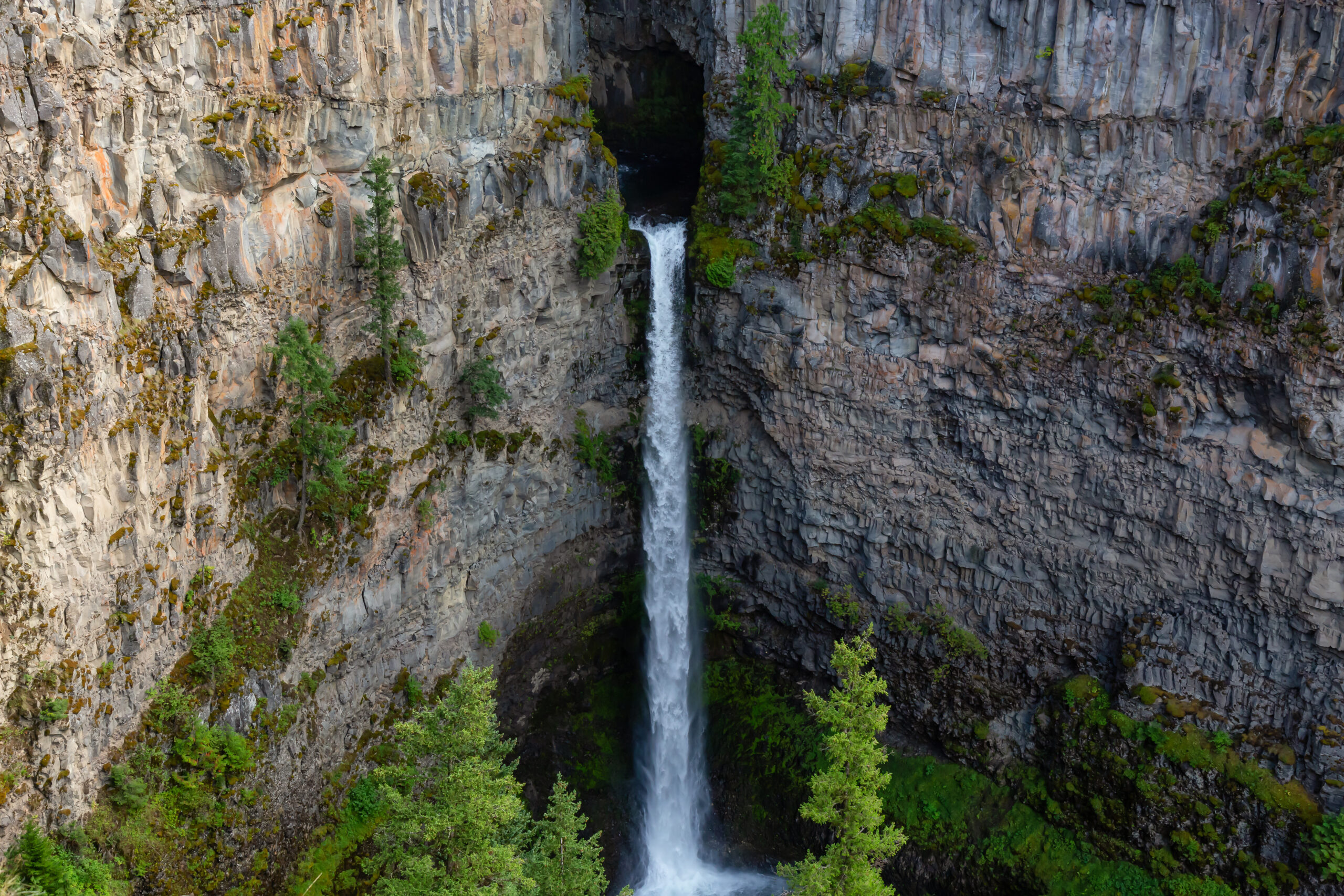 view of a waterfall in the canadian mountain lands 2023 11 27 05 11 29 utc scaled